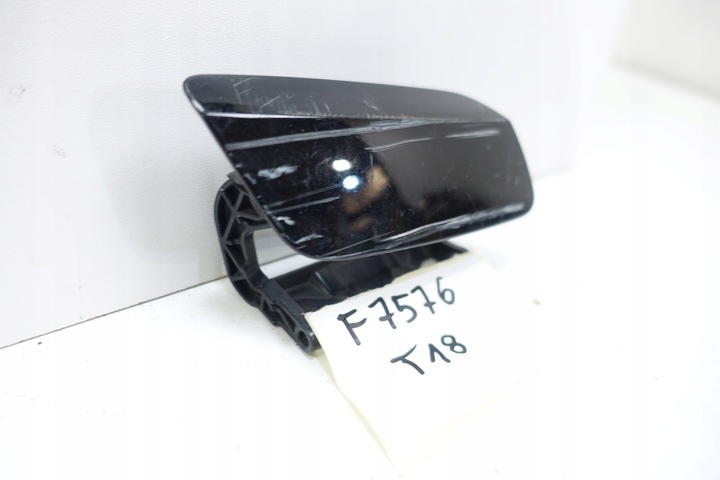 фото №2, Audi a6 c8 2018- заглушка омывателя правые перед 4k0807788b