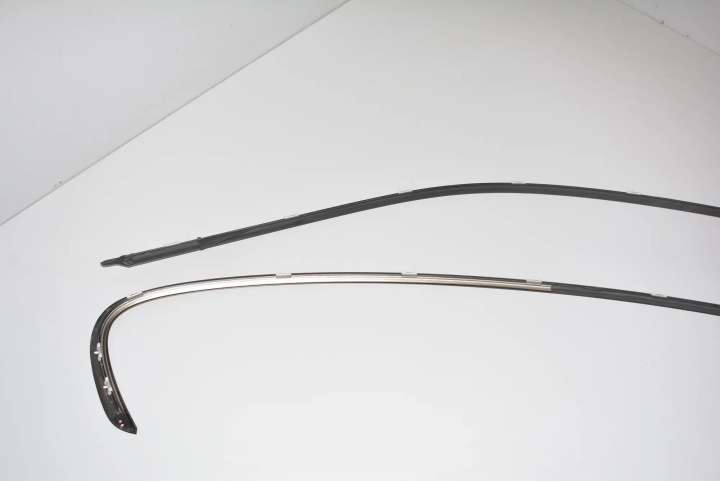 фото №8, Комплект накладка внешних bmw 1 e81 7164952 2.0l 105kw 2008 - 11681989