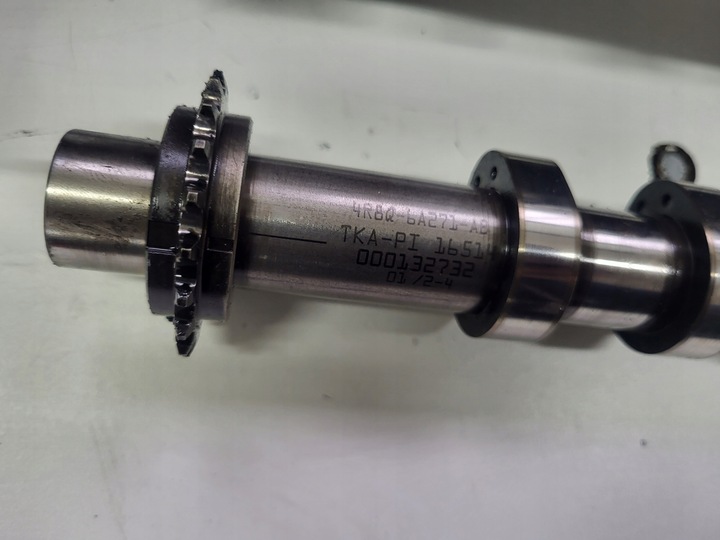 фото №10, Головка валы citroen c5 iii peugeot 407 2.7 hdi 4r8q-6c064-ag