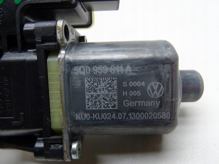 фото №6, Двигунчик скла зад заднє передній skoda octavia iii 5q0959811a