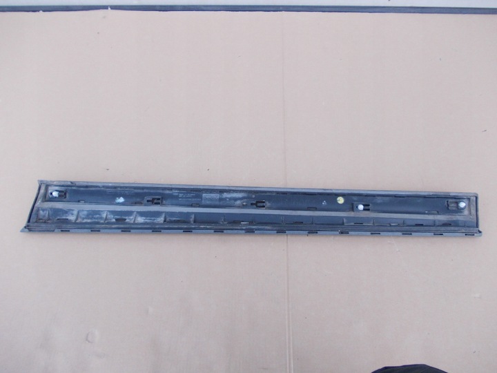 фото №11, Планка двері лівий перед audi q5 8r0853960