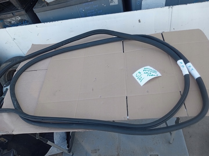 фото №1, Citroen c3 iii прокладка дверь перед левая правая