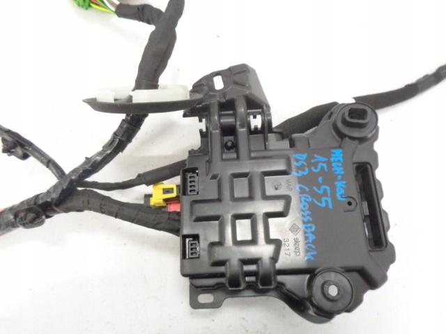 фото №8, Ds3 crossback корпус коробка запобіжників