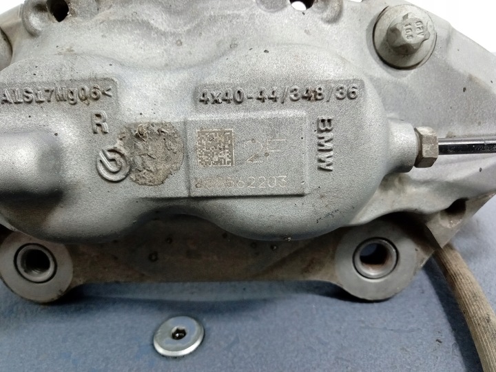 фото №5, Bmw g11 g12 g30 супорт перед правий 4x40-44/348/36