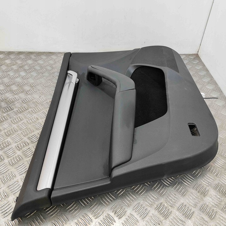 фото №3, Боковина передних левых дверь skoda octavia iii combi 5e5 5e1867011