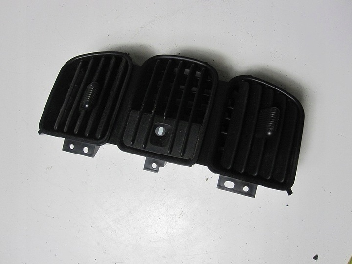 фото №1, Решётка воздуховод средняя chrysler grand voyager 02r