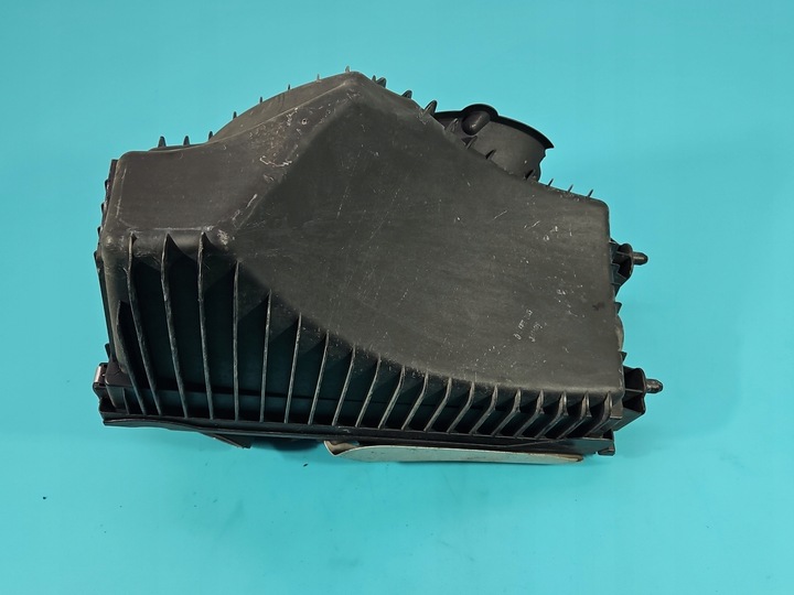 фото №8, Корпус фильтра воздуха porsche cayenne ii 7p5129607b 4.8 v8 turbo