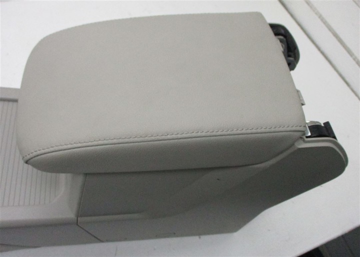 фото №12, Тунель середній підлокітник шкіра beż vw tiguan ii