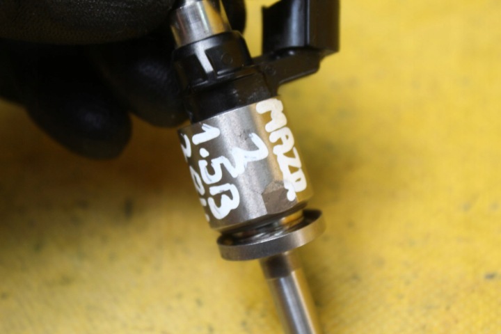 фото №6, Инжектор форсунка mazda 2 2.0 b p54g p51013250