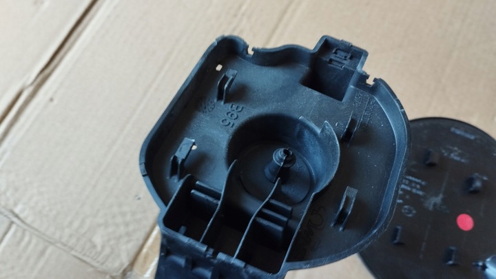 фото №10, Кришка заливання пального renault megane iii hb вживана