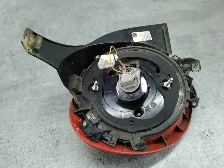 фото №13, Лампы зад комплект alfa romeo mito 156085789 156085767 хэтчбек