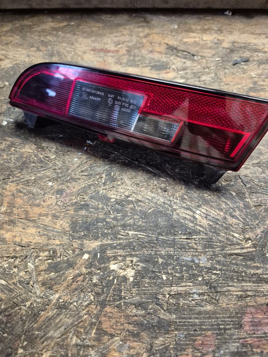 фото №14, Bmw i01 i3 лампа задняя w бампер правая lub левая 7304044 7304043