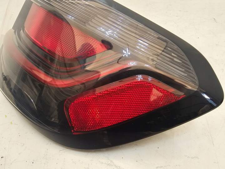 фото №11, Jeep compass ii рестайлинг 21- лампа левый правые зад led 68461567ab usa