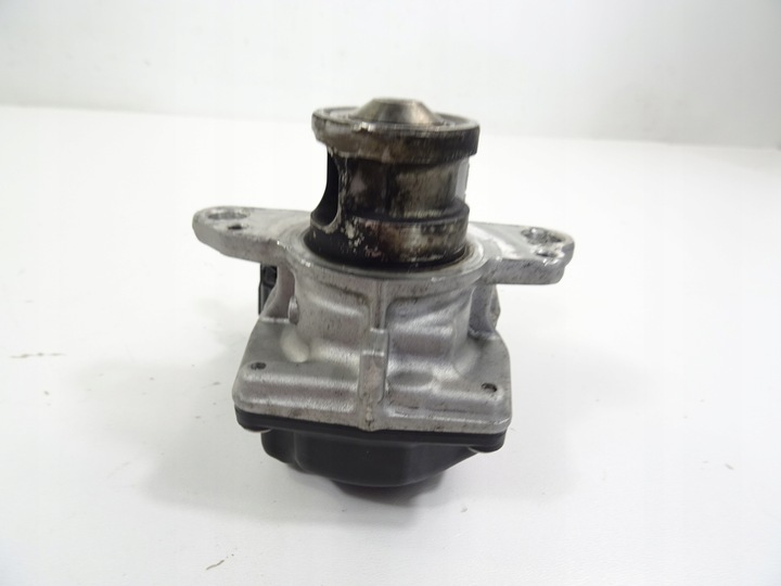 фото №9, Qashqai ii j11 рестайлинг 1.6 dci клапан egr разъём 147105039r