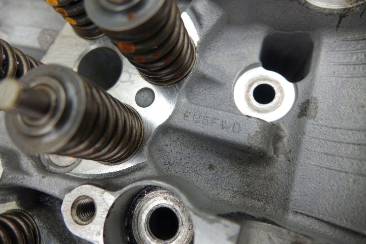 фото №6, Головка 2.2 16v комплектна ford transit k4tea 2.2