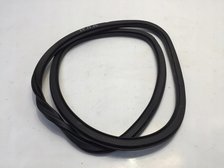 фото №1, Citroen c4 iii 2021 прокладка дверь левый зад