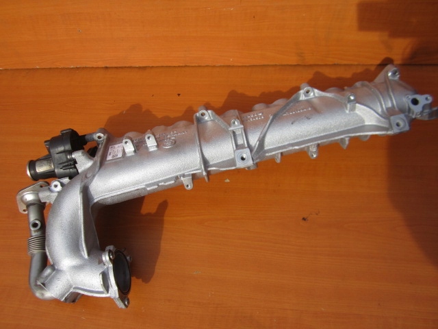 фото №13, Bmw x5 g30 x6 g31 g11 g12 g05 m57 коллектор всасывающий 8598052 крышки luzy luźne