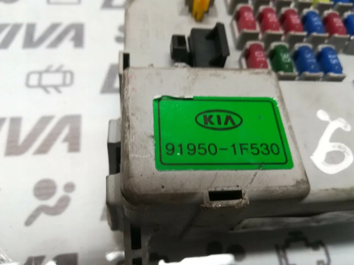 фото №10, Коробка запобіжників / комплект kw hp 91950-1f540 919501f540 2006 перед