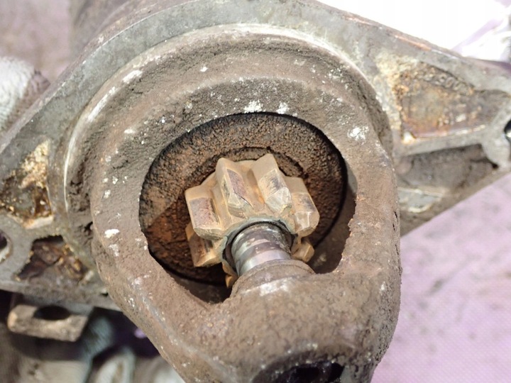 фото №5, Toyota aygo i 05-08 1.0 68km стартер 28100-0q021 0001107439 8 зубів