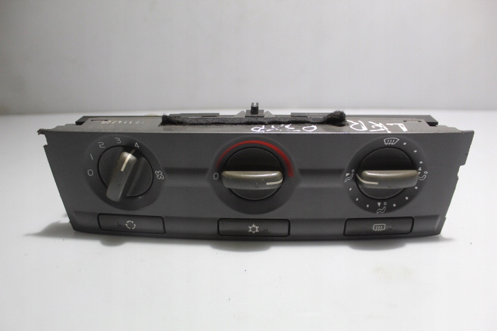 фото №1, Панель управление воздуховод volvo v40 i