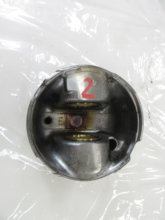 фото №6, Поршень mahle євро 3 bmw e46 e53 e60 e61 e65 e83 m57n 3.0 84l80