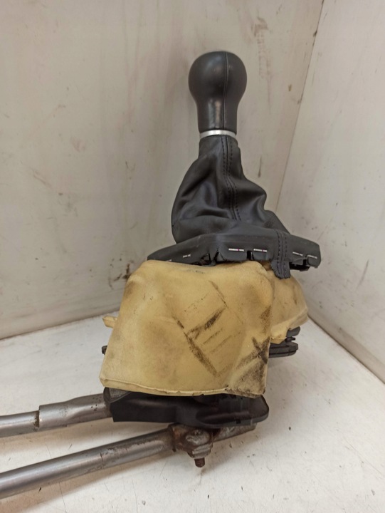 фото №7, Audi a4 a5 1.8 tfsi домкрат коробки передач ручка 8k0711151b 8k0711406