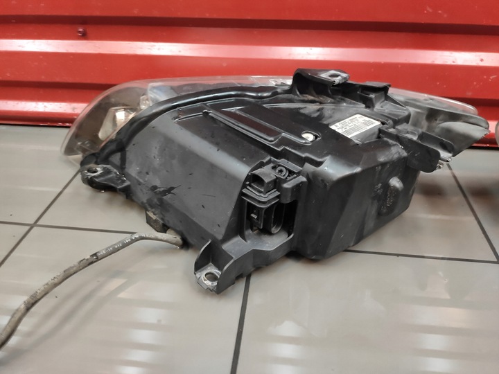 фото №12, Audi q7 4l рестайлинг лампа перед ксенон led левая lub правая uk оригинал