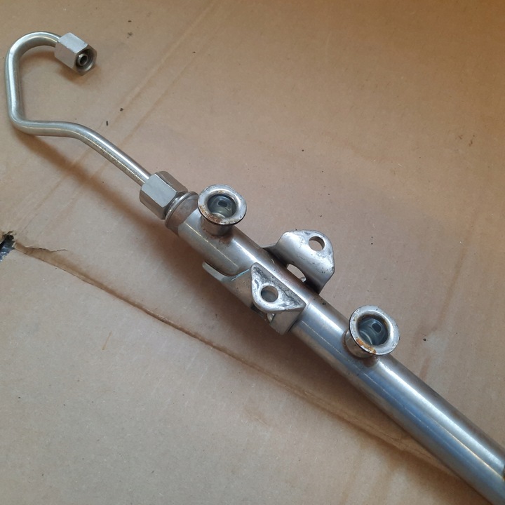 фото №9, Skoda fabia 3 1.2 tsi планка впрыскивающий 04e133320d