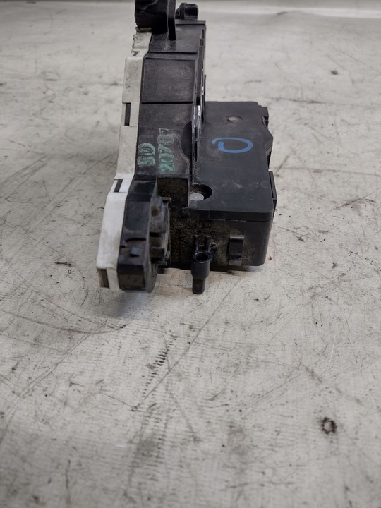 фото №10, Замок дверь правые przódd peugeot 207 hb 5d оригинальный номер 24097816