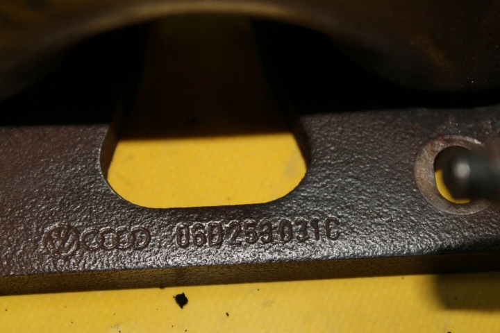 фото №6, Audi (oem) 06b253031c