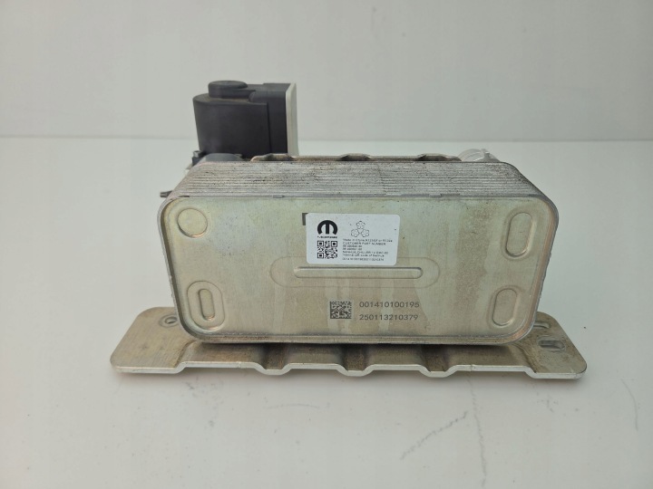 фото №12, Cfd 639 радиатор акумулятора citroen e-c3 2024- oem 9849059180