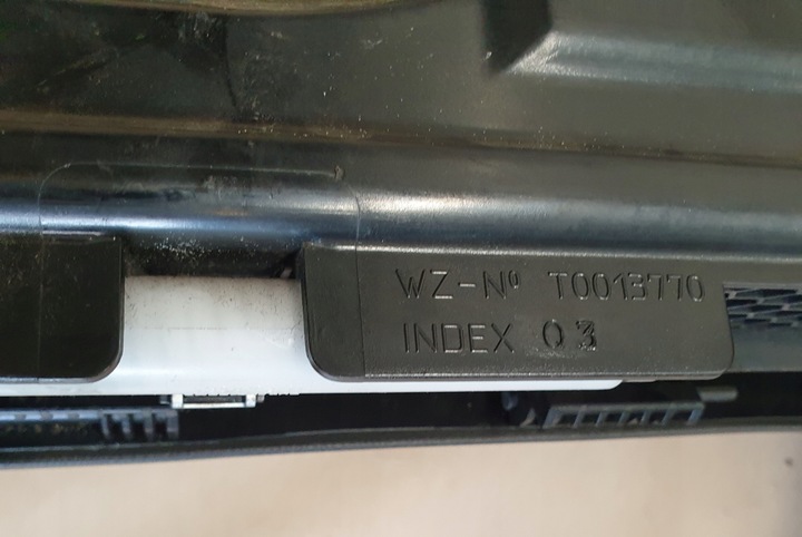 фото №12, Бардачок пассажира перед полка mercedes e w211 оригинальный номер eu