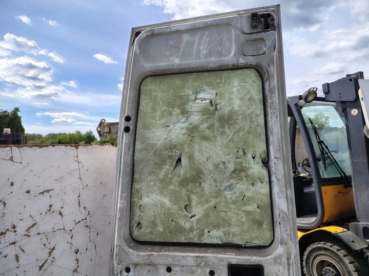 фото №8, Дверь skrzydełkowe правое зад iveco daily 3 iii 35c12 fl рестайлинг