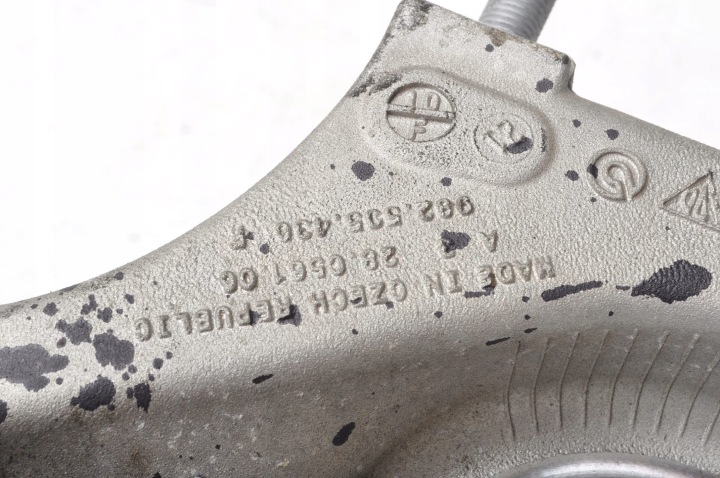 фото №13, Porsche 718 cayman 982 2.0 поворотный кулак правое зад 21r