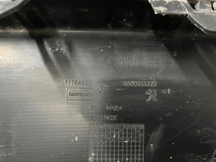 фото №14, Peugeot 308 ii t9 hb 13 - спойлер бампера зад 980055377