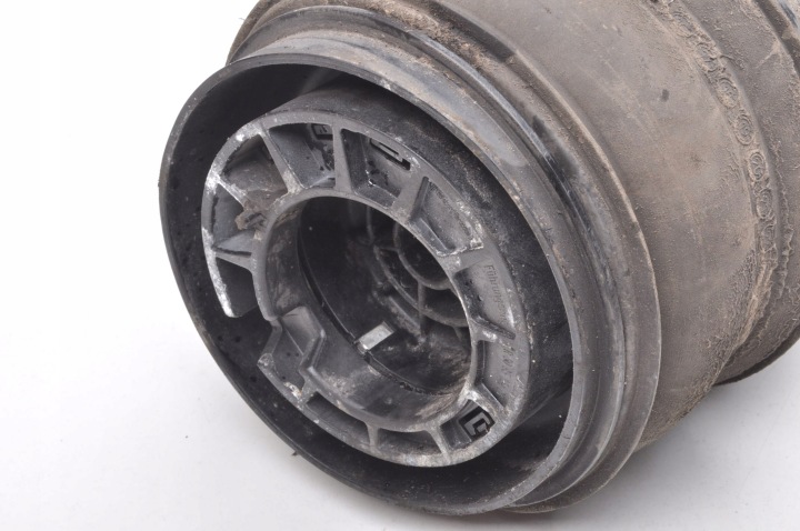 фото №6, Land rover range rover velar l560 3.0 d подушка підвіски j8a2-5587-ac