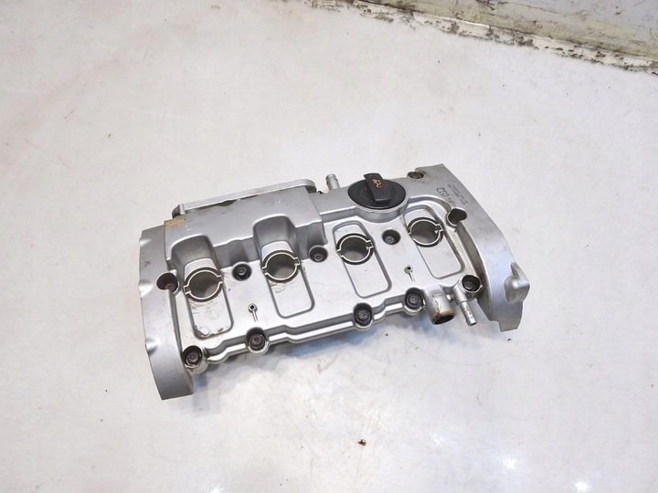 фото №7, Крышка клапанов audi a4 b7 2.0 tfsi