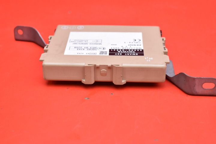 фото №6, Блок керування  модуль smart key 89990-05031 toyota avensis t27 09-11