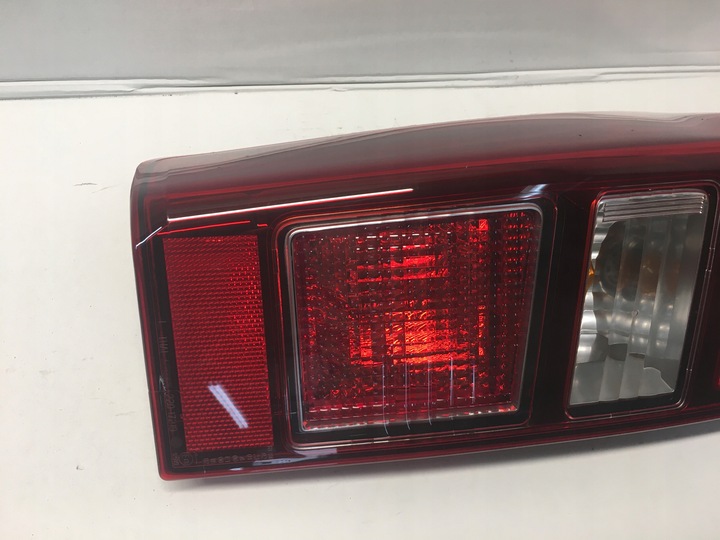 фото №15, Isuzu d-max ii 2 лампа зад задня права 220-17219