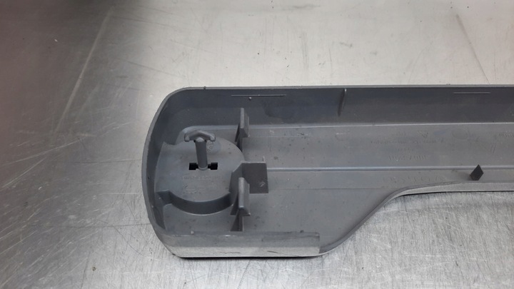 фото №8, Крепление треугольника предупредительный 30673261 volvo