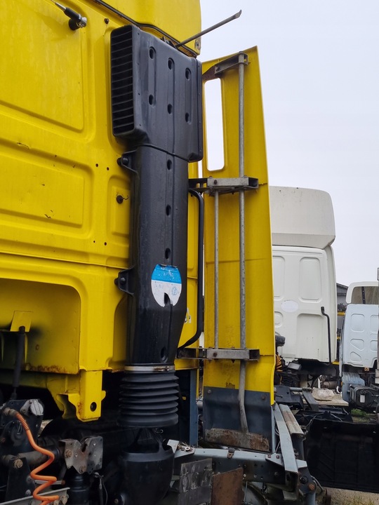 фото №2, Спойлер спойлер обтікач закабінна rh daf xf 105