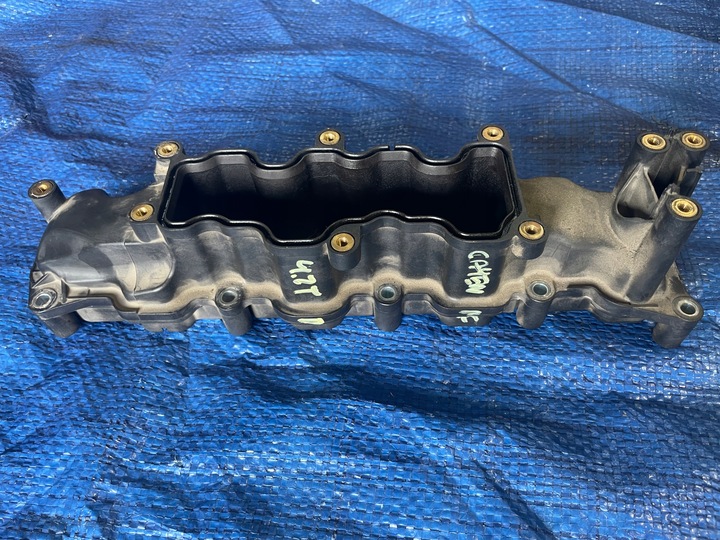 фото №5, Колектор всмоктуючий праві porsche cayenne 4.2 tdi 285km 057129712ag