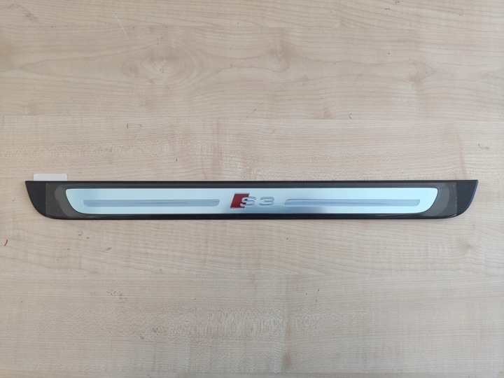 фото №1, Audi a3 s3 планка порогова накладка na поріг 8v4853491p
