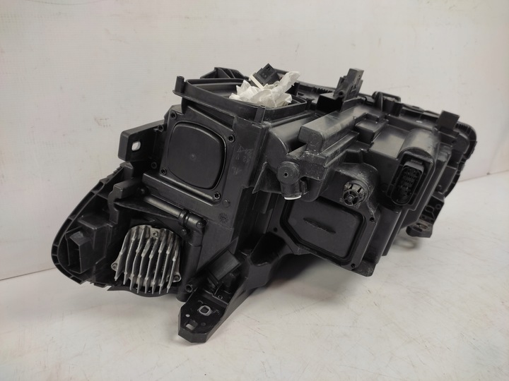 фото №13, Mercedes b-klasa w246 рестайлінг лампа права перед led