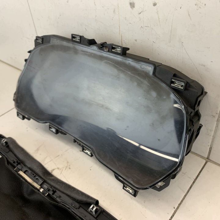 фото №9, Панель приладів рамка комплект lcd віртуальний європа vw passat b8 3g 2.0 tdi 15r
