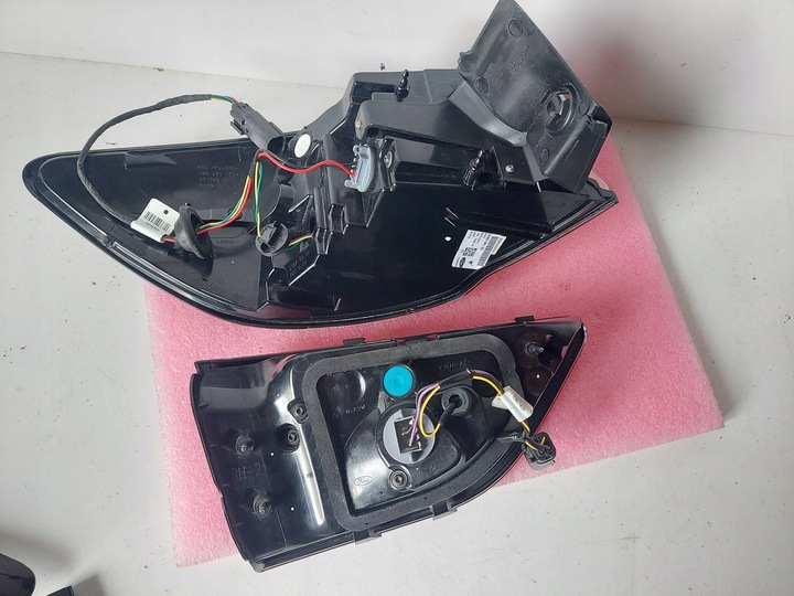 фото №6, Ford kuga mk3 лампа права зад задня led