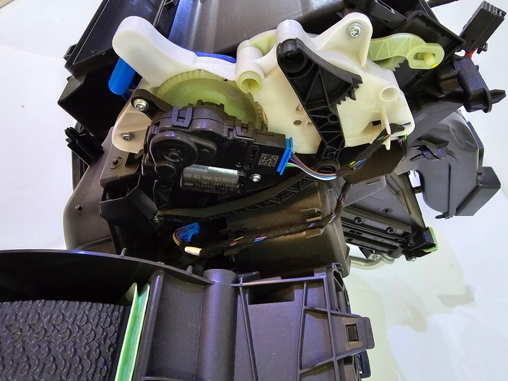 фото №12, Vw golf tiguan caddy отопитель valeo 5wc816002m