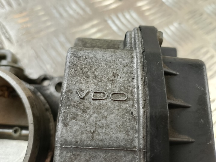 фото №13, Дросельна заслінка повітря citroen c5 i 1 1.8b oem номер 9648053780 408239823003