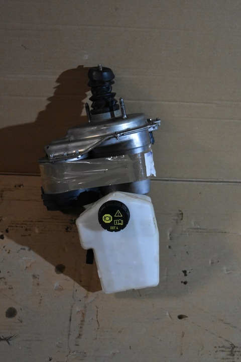 фото №1, Идеальные усилитель насос тормозная porsche taycan 1