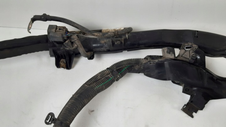 фото №5, Volvo v60 ii 2.0 d4 клемма трубка  акумулятора 31346724, 31346725